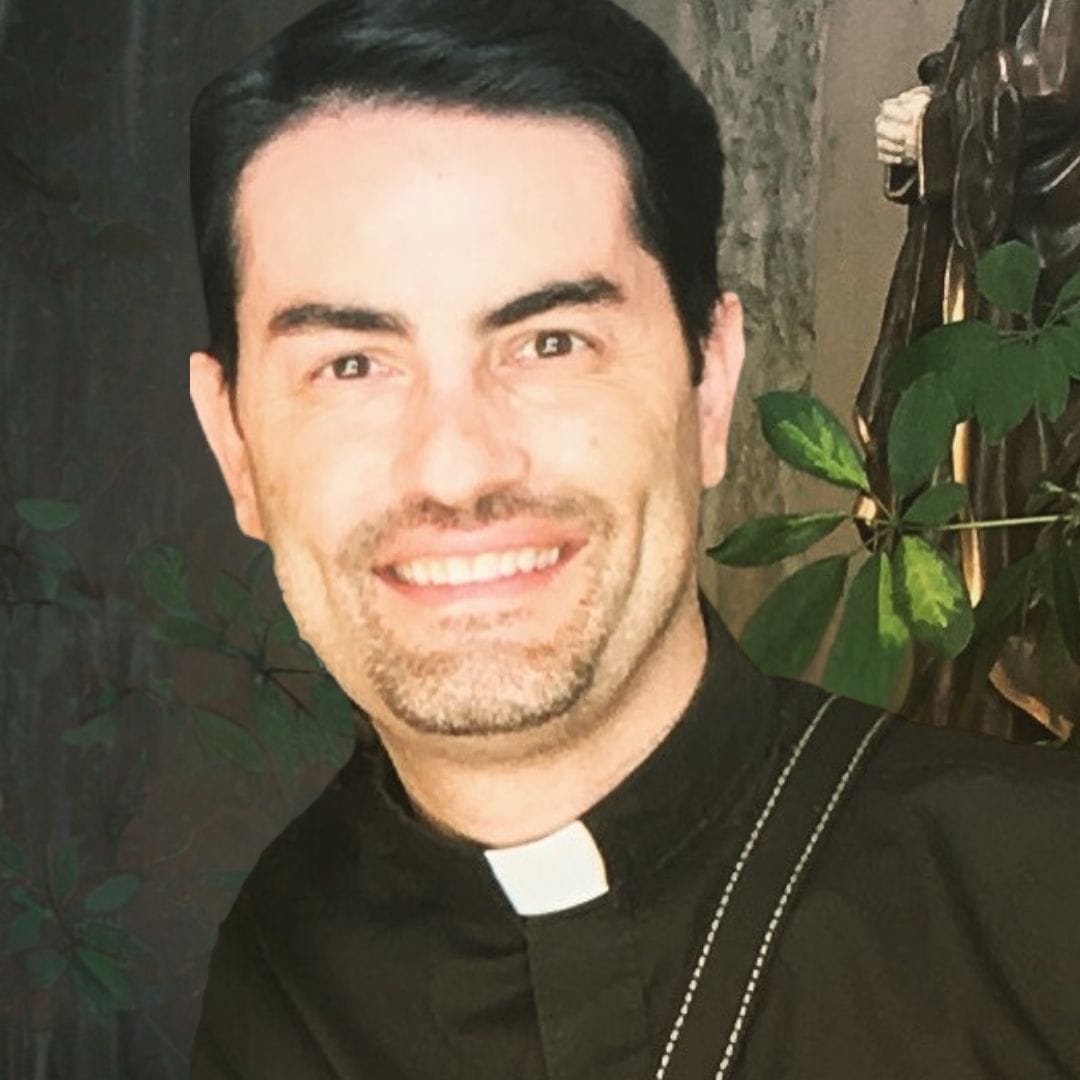 Padre Goyo: al Sacerdote Influencer viene diagnosticato un Tumore e chiede Preghiere