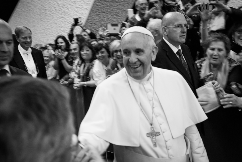 10 Personaggi Famosi che hanno incontrato Papa Francesco durante i suoi 10 Anni di Pontificato
