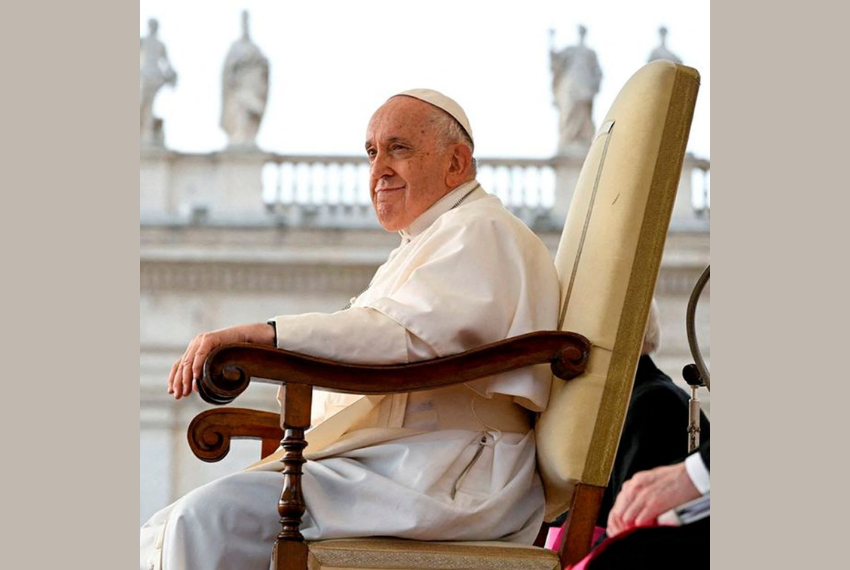 Perché pregare per il Papa? 5 Ragioni Importanti per farlo!