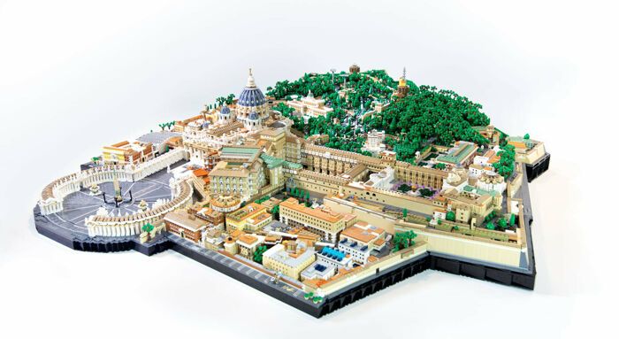 La Città del Vaticano in mattoncini Lego