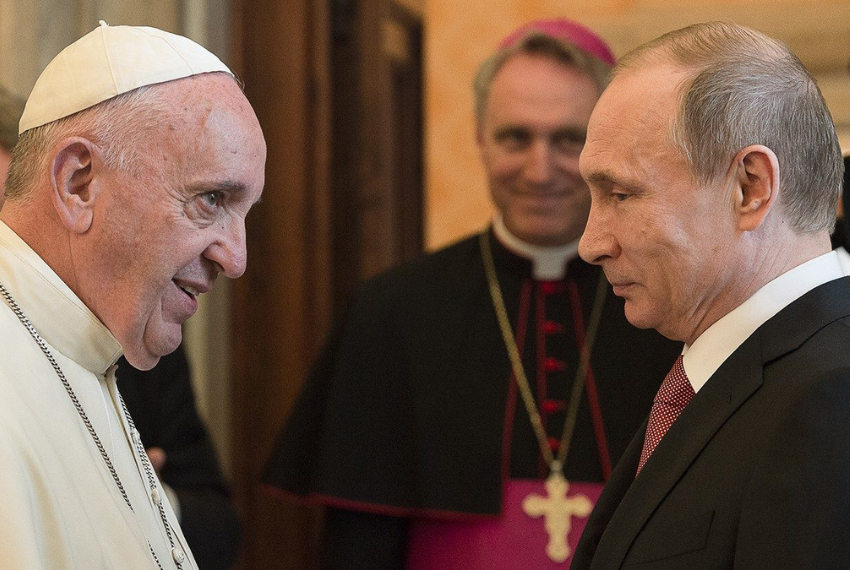 Papa Francesco "Io prima devo andare a Mosca, prima devo incontrare Putin"