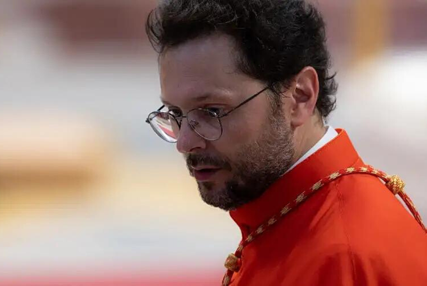 Cardinale più Giovane del Mondo: "È bello vedere che il Santo Padre includa i Giovani"